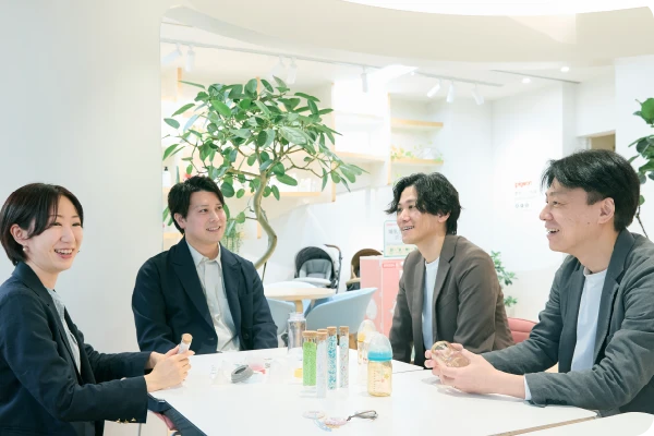 ピジョン社阿南さん、田野辺さん、赤ちゃん本舗上田さん、谷野さん